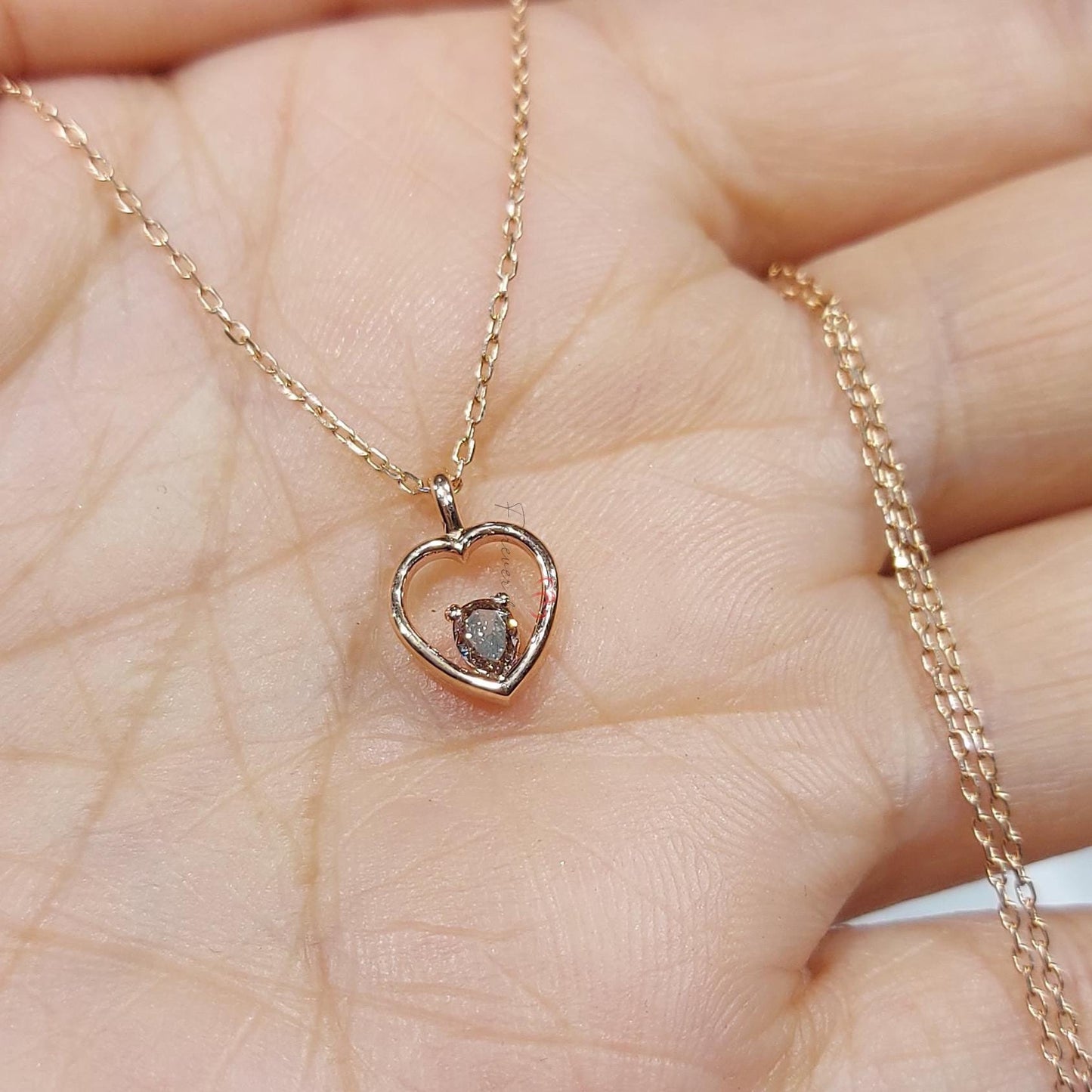 Halskette mit ovalem Diamant, 10K Roségold, zierlicher minimalistischer ovaler Anhänger, echte Diamant-Halskette für Damen, besonderes Geschenk für sie. Moissanite engagement ring in Gold or Platinum — custom handcrafted by Forever For Love