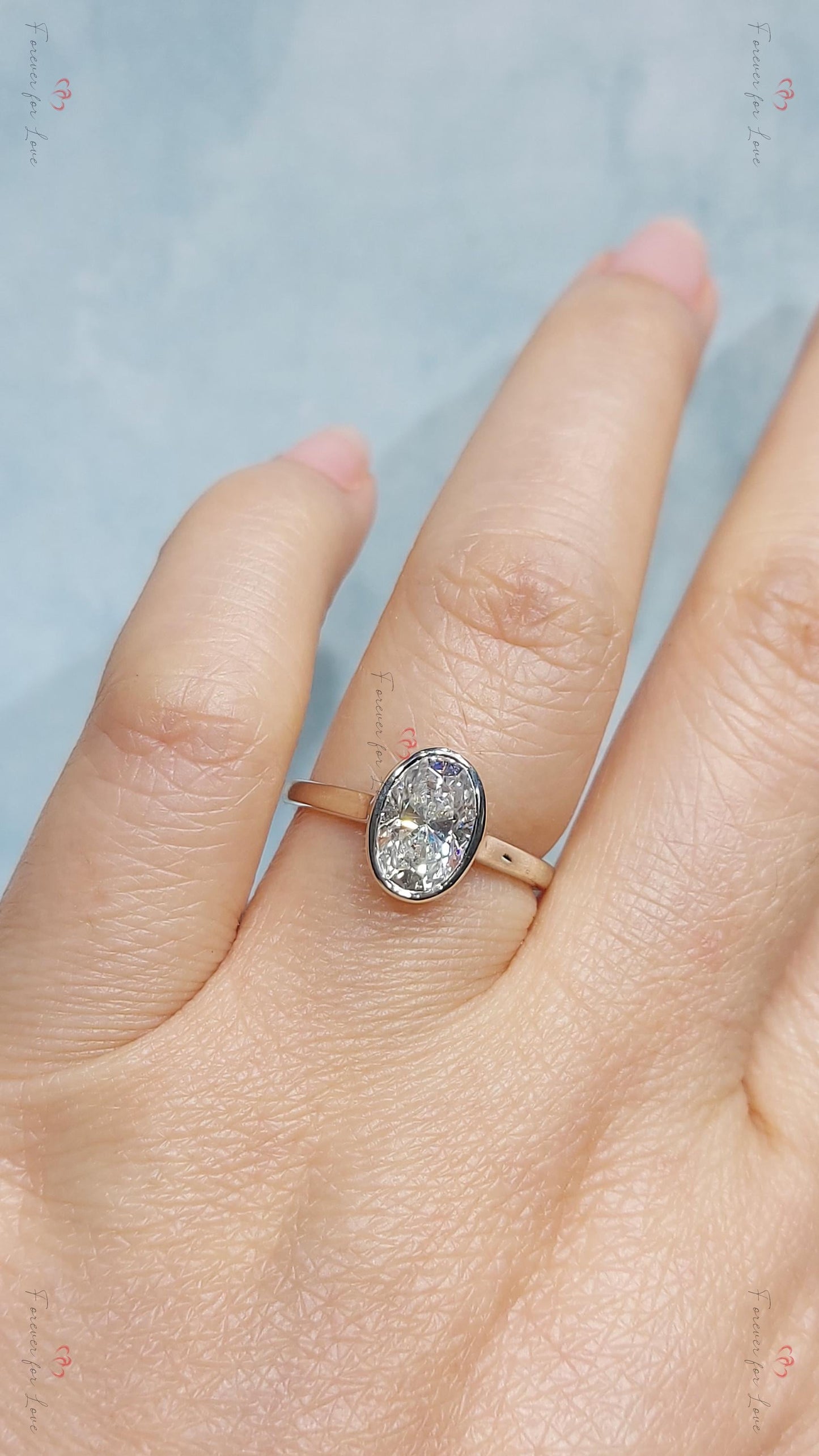 Bague de fiançailles solitaire ovale en moissanite Oval cut 1Ct Moissanite taille brillant engagement ring in Gold or Platinum — custom handcrafted by Forever For Love