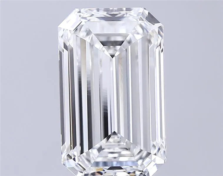 5.01ct Emerald Lab Grown Diamond (Colour F, Clarity VVS2, IGI Certified)