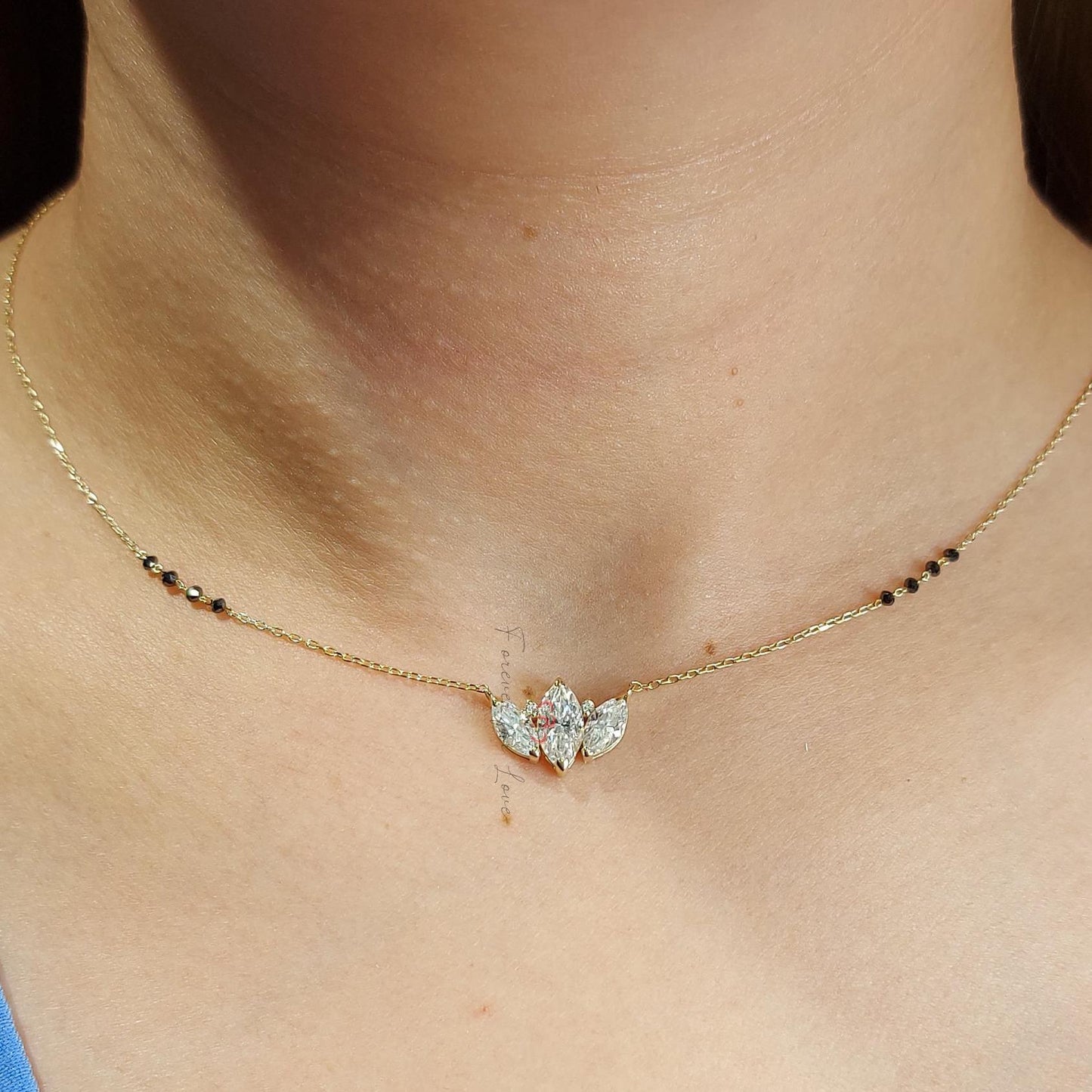Moissanit- und schwarze Perlen-Mangalsutra, Goldketten-Halskette, handgefertigter Perlen-Schmuck, Hochzeitskette, echte Diamant-Halskette, Geschenk für sie. Moissanite engagement ring in Gold or Platinum — custom handcrafted by Forever For Love