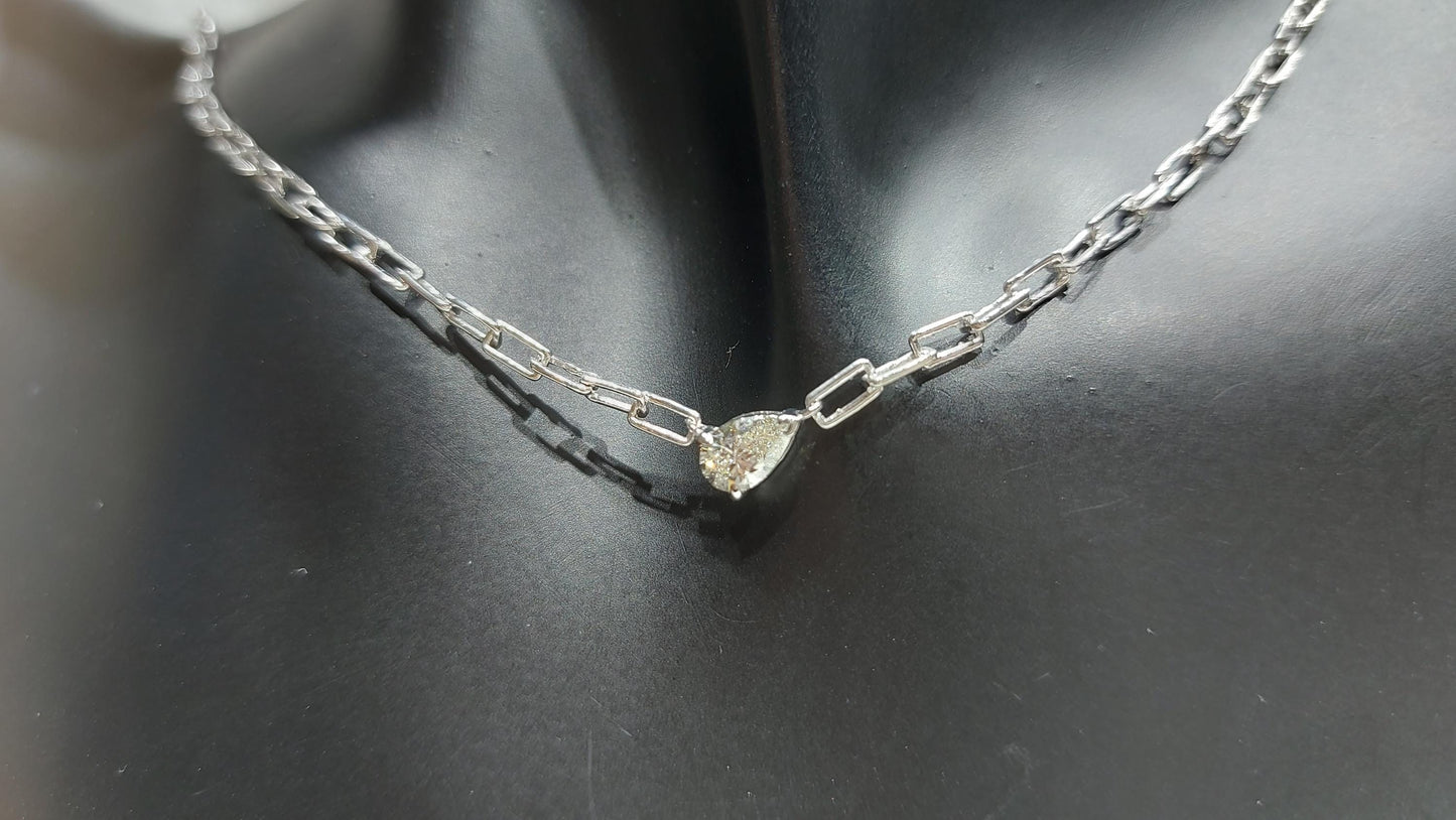 14k massiv Gold Paperclip-Kette Birnen-Diamant-Halskette, echt Diamant zertifizierte Halskette / Diamantketten-Halskette Jubiläumsgeschenk. Moissanite engagement ring in Gold or Platinum — custom handcrafted by Forever For Love