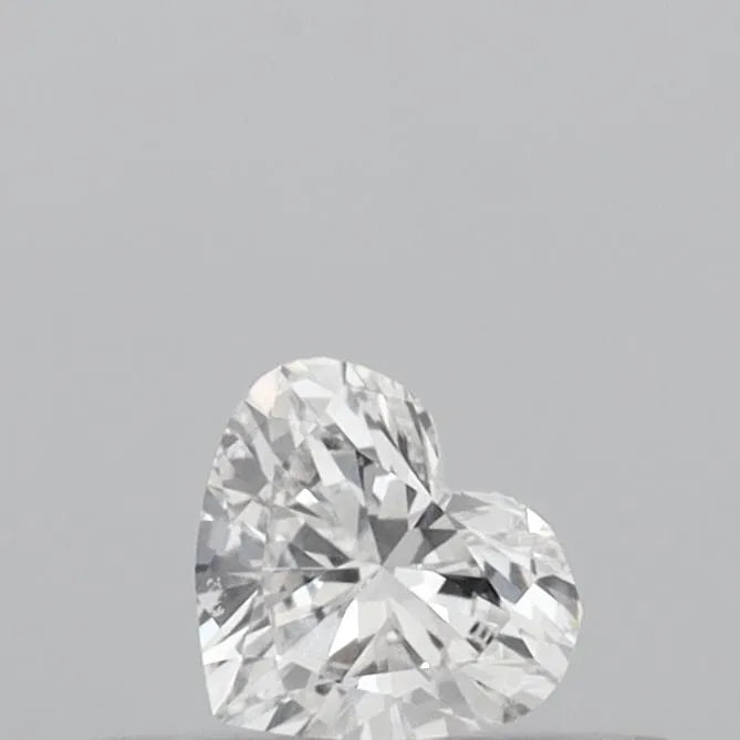 0.18ct Heart Lab Grown Diamond (Colour E, Clarity VVS2, IGI Certified)