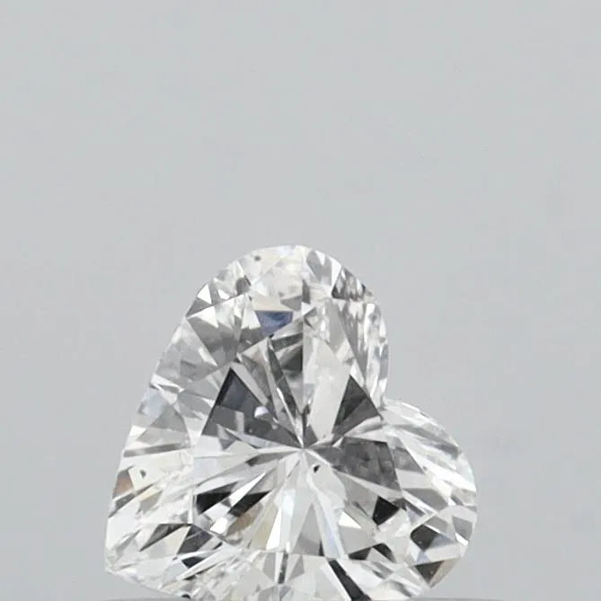 0.25ct Heart Lab Grown Diamond (Colour E, Clarity VS2, IGI Certified)