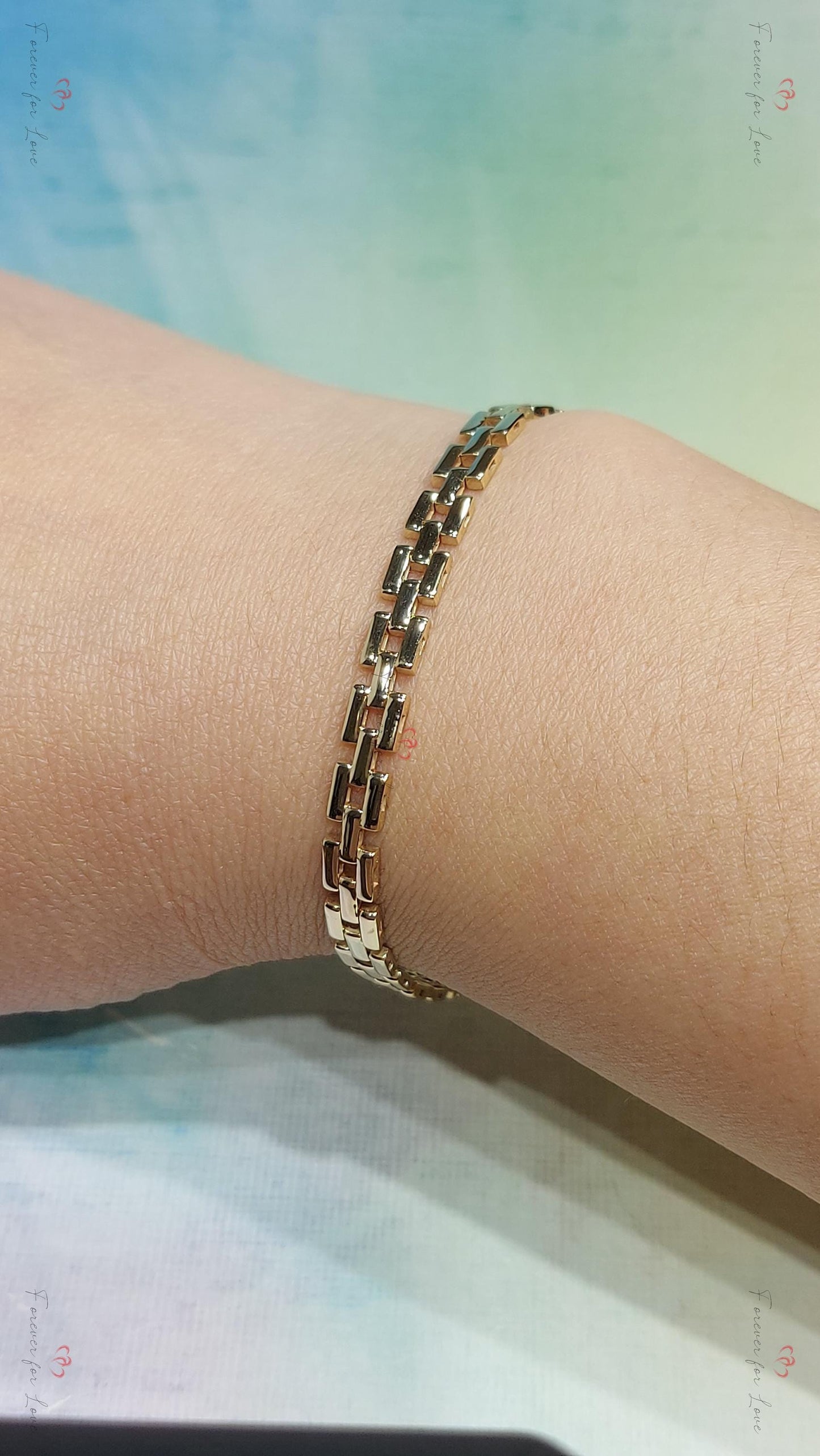 14k Gold 3mm italienisches Schlangenketten-Armband | Fischgrät-Armband, flaches Ketten-Armband, Stapelarmband, schicker Schmuck, Abschlussgeschenk für sie Moissanite engagement ring in Gold or Platinum — custom handcrafted by Forever For Love
