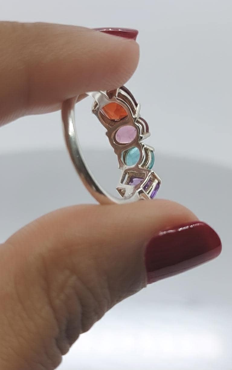Bague de fiançailles avec grappe de pierres précieuses, bague en or jaune 14 carats avec pierres précieuses de laboratoire, pierre de naissance différente, bague colorée, cadeau parfait pour elle Oval cut Moissanite engagement ring in Gold or Platinum — custom handcrafted by Forever For Love