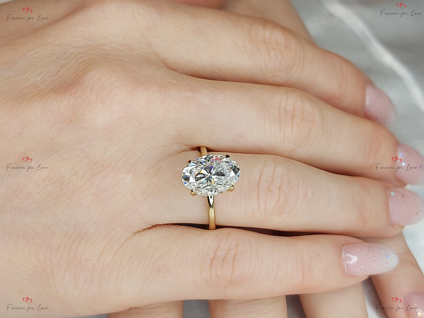 3 Karat Oval-Diamant, Moissanit versteckter Halo Verlobungsring Oval cut Moissanite engagement ring in 935 Argentium Silber — custom handcrafted by Forever For Love