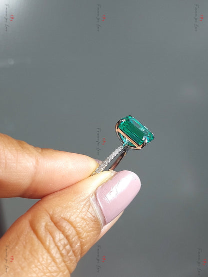 3 Ct Emerald Emerald Solitaire Engagement Ring