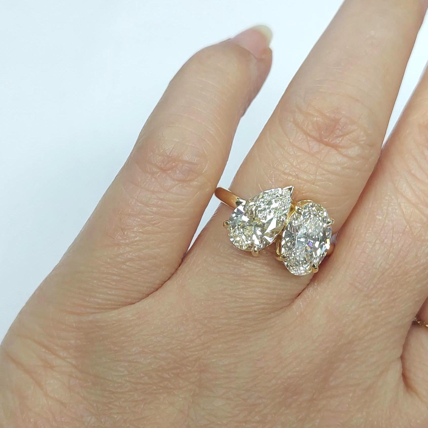 4 Ct IGI Certified Oval Lab Diamond Solitaire Engagement Ring