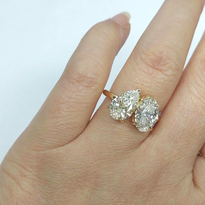 4 Ct IGI Certified Oval Lab Diamond Solitaire Engagement Ring