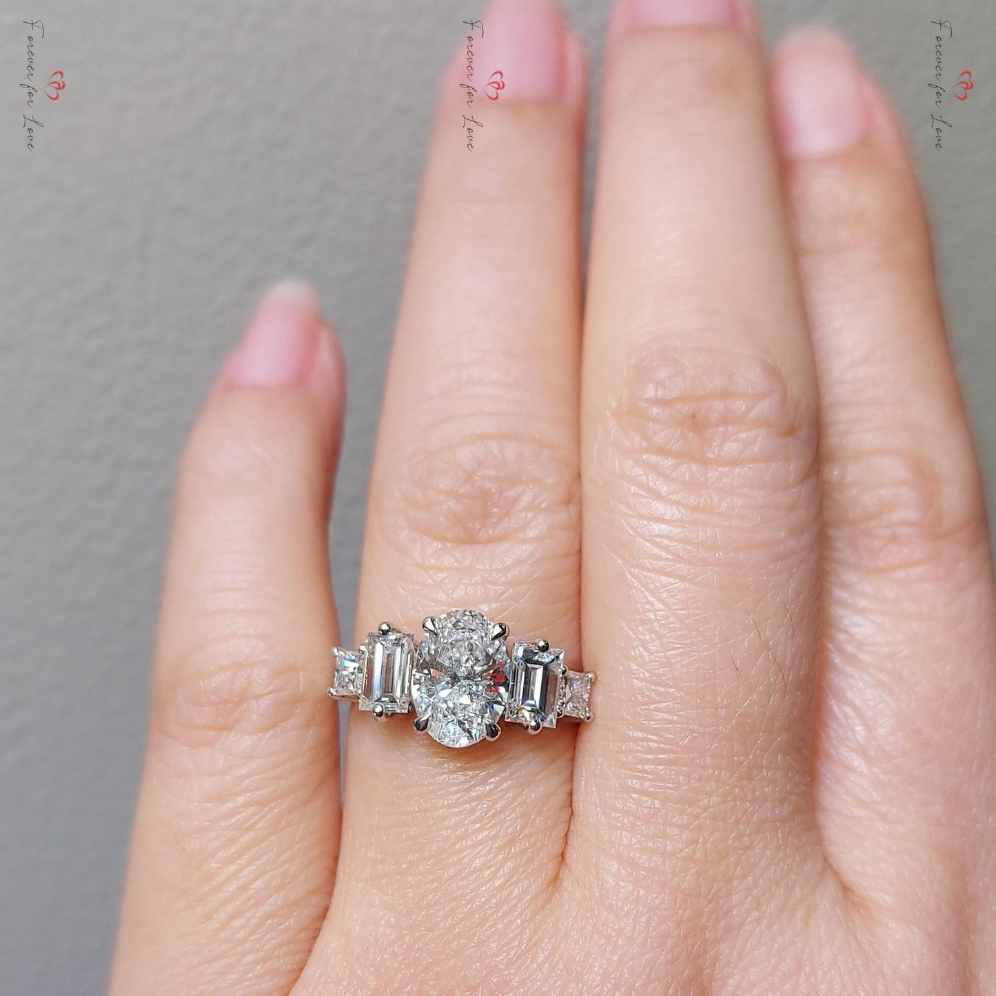 1,5 Karat Baguette Diamant Solitär Verlobungsring Baguette cut Moissanite engagement ring in 935 Argentium Silber — custom handcrafted by Forever For Love