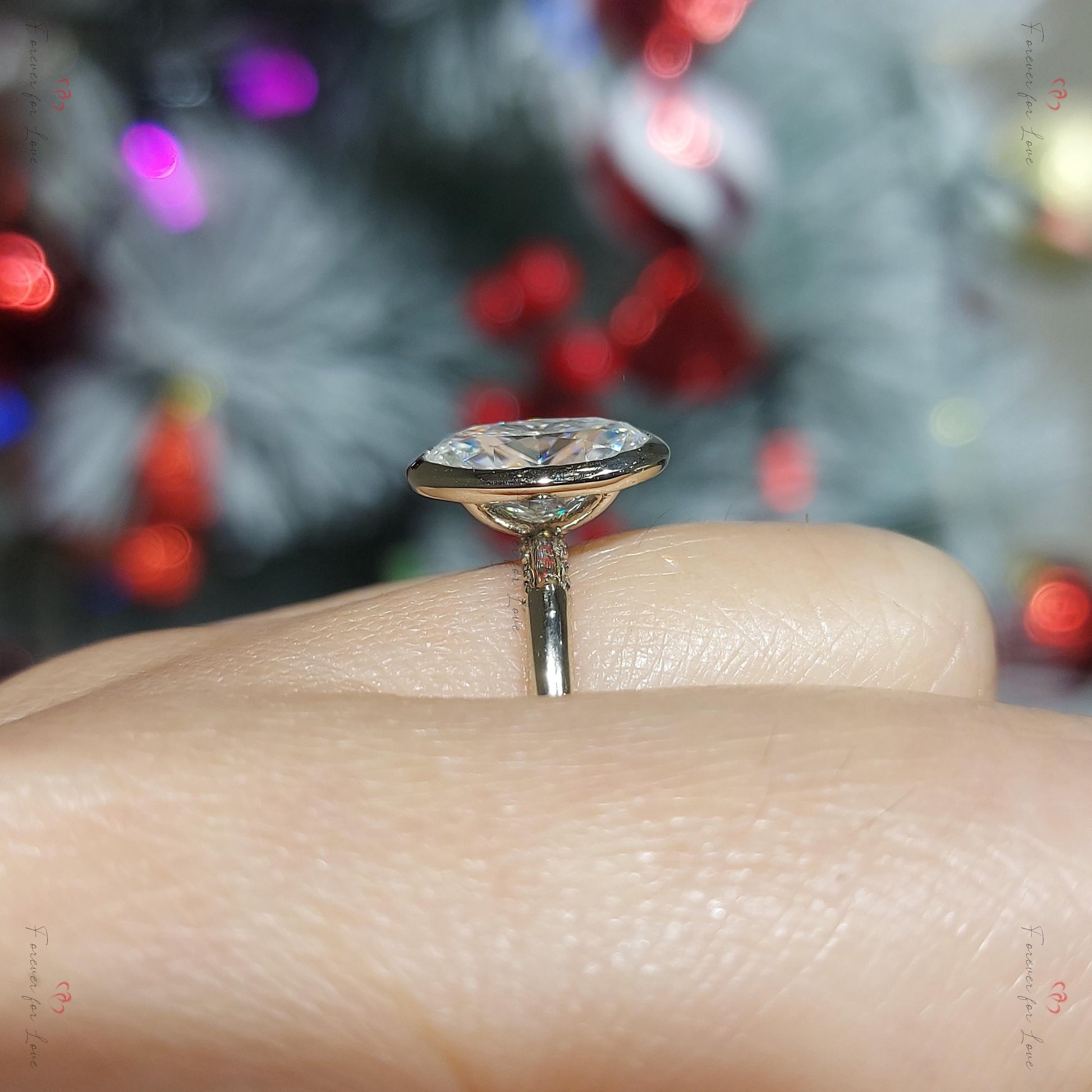 4 Ct Oval Diamond, Moissanite Solitaire Engagement Ring