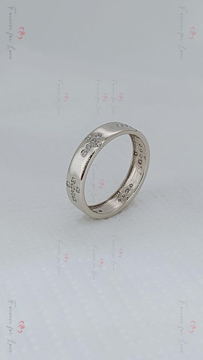 Round Diamond Full Eternity Band