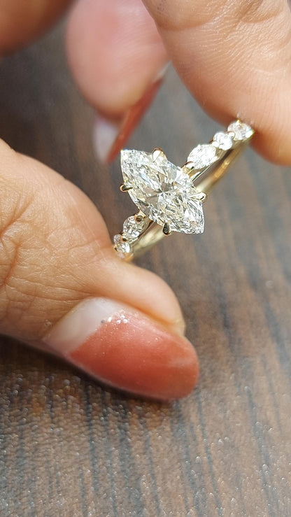1 Ct IGI Certified Marquise Diamond Band