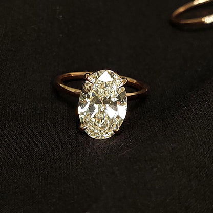 4 Ct IGI Certified Oval Lab Diamond Solitaire Engagement Ring