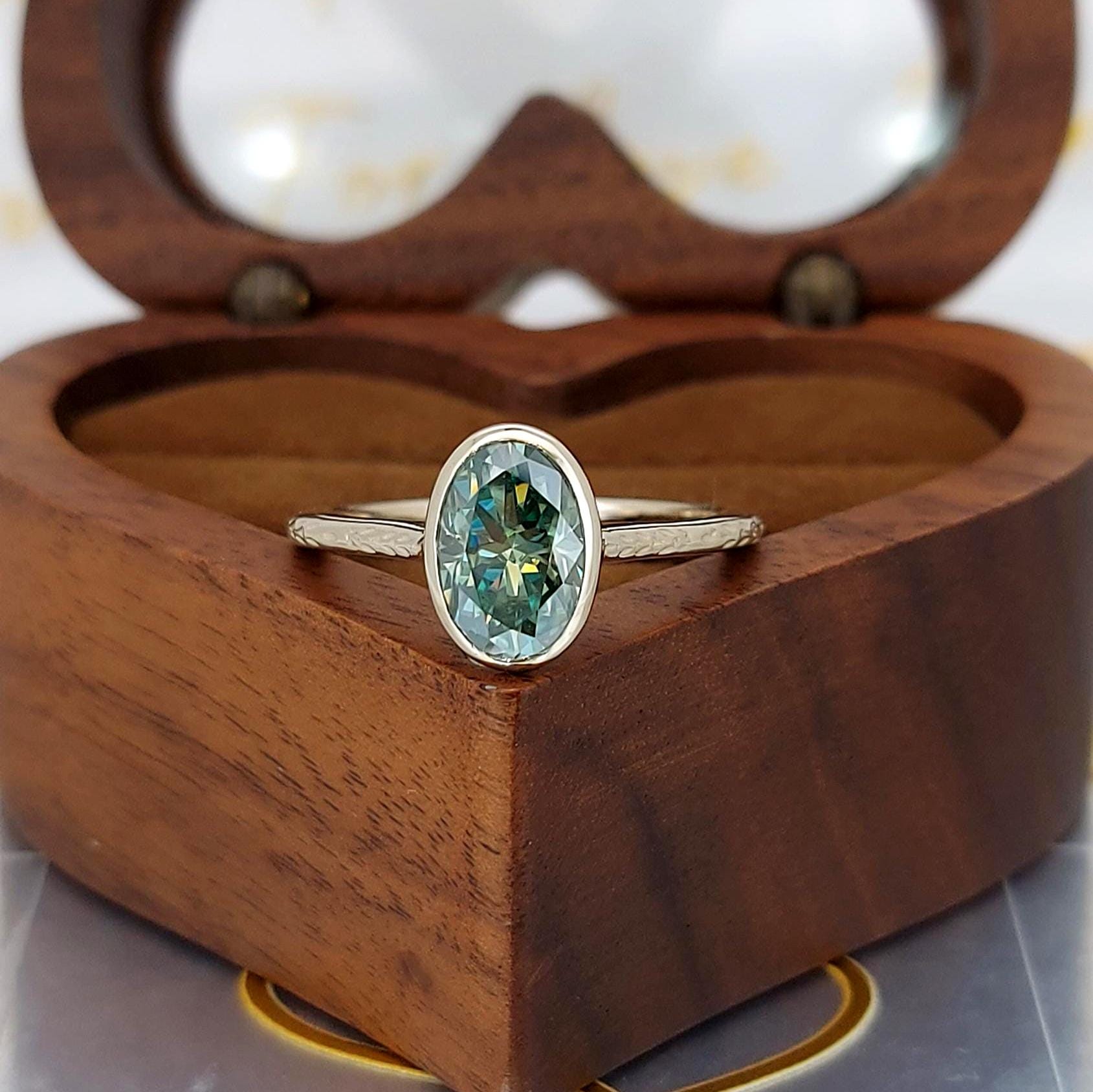 1.5 Ct Oval Moissanite Solitaire Engagement Ring