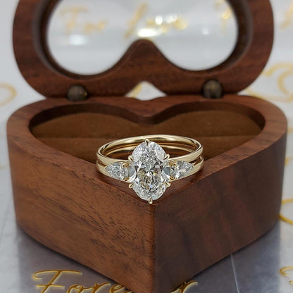 2.8 Ct IGI Certified E/VVS2 Oval Cut Wedding Set with Pear Open Band, Bridal Set, Diamond bridal anniversary Set, Perfect Gift for Her.