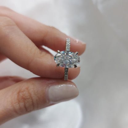 2 Ct Oval Diamond, Moissanite Engagement Ring