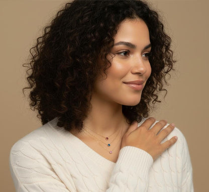 Halskette aus 14 Karat Gold mit rosa Edelstein, Lünettenhalskette, kleiner Edelstein, massive Goldkette, perfektes Geschenk, zarte Anhängerkette