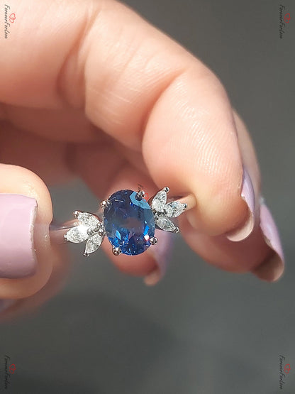 1.5 Ct Marquise Blue Sapphire Engagement Ring