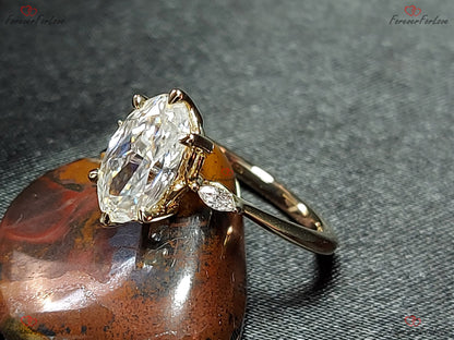 Oval Diamond, Moissanite Engagement Ring