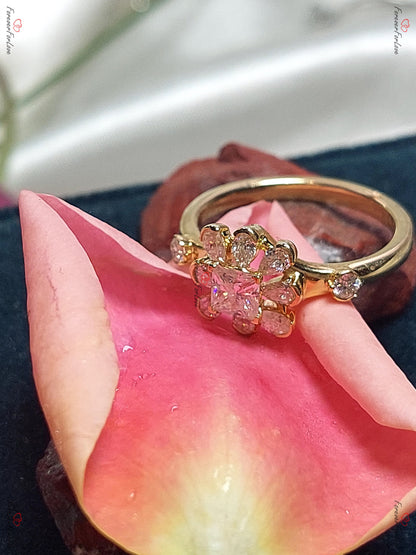 Cushion Lab Diamond Wedding Ring