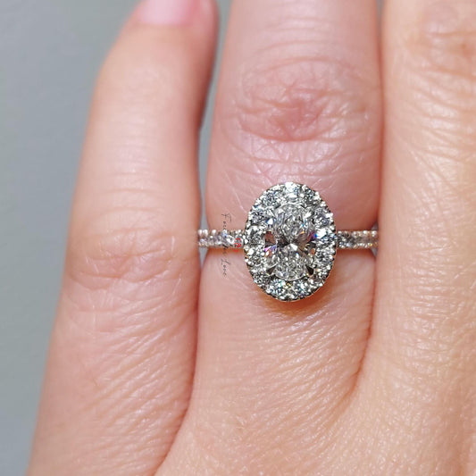 1.5 Ct Oval Diamond Halo Engagement Ring