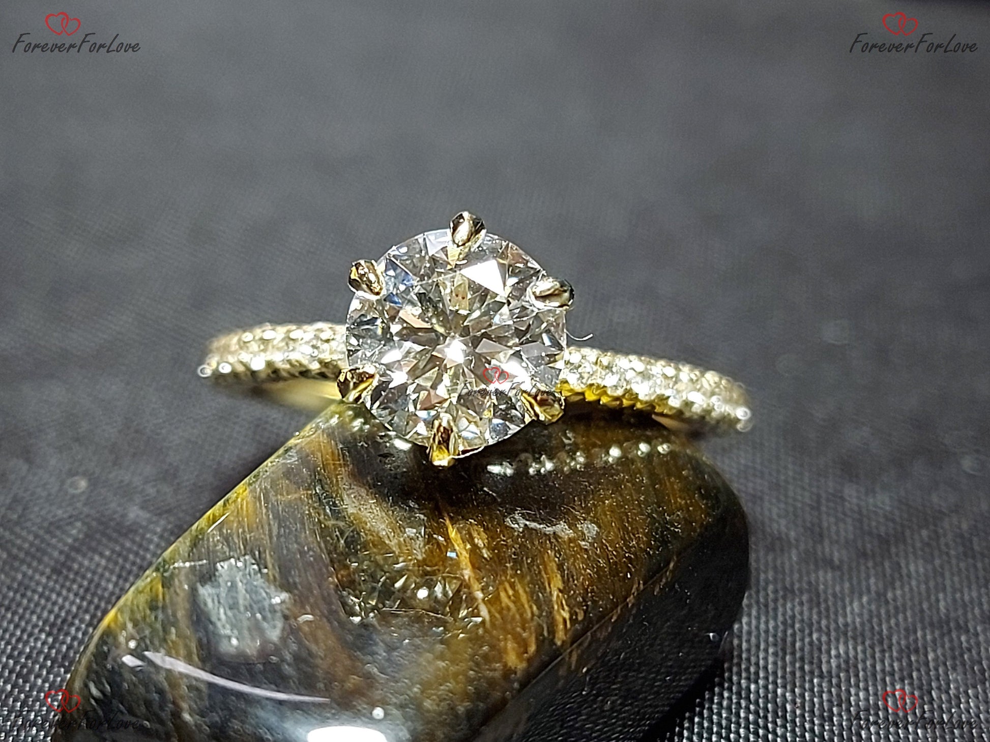 1.2 Ct IGI Certified Round Lab Diamond Solitaire Engagement Ring
