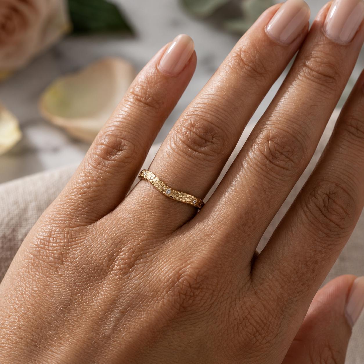 Floral Chevron Diamond Wedding Band, V Shaped Ring, Lab Diamond, Dainty Stacking Ring, Minimalist Floral Wedding Band, Gift for Her