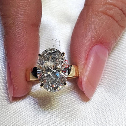 5 Ct IGI Certified Oval Lab Diamond Band