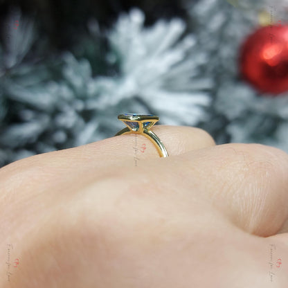 1.5 Ct IGI Certified Emerald Lab Diamond Solitaire Engagement Ring