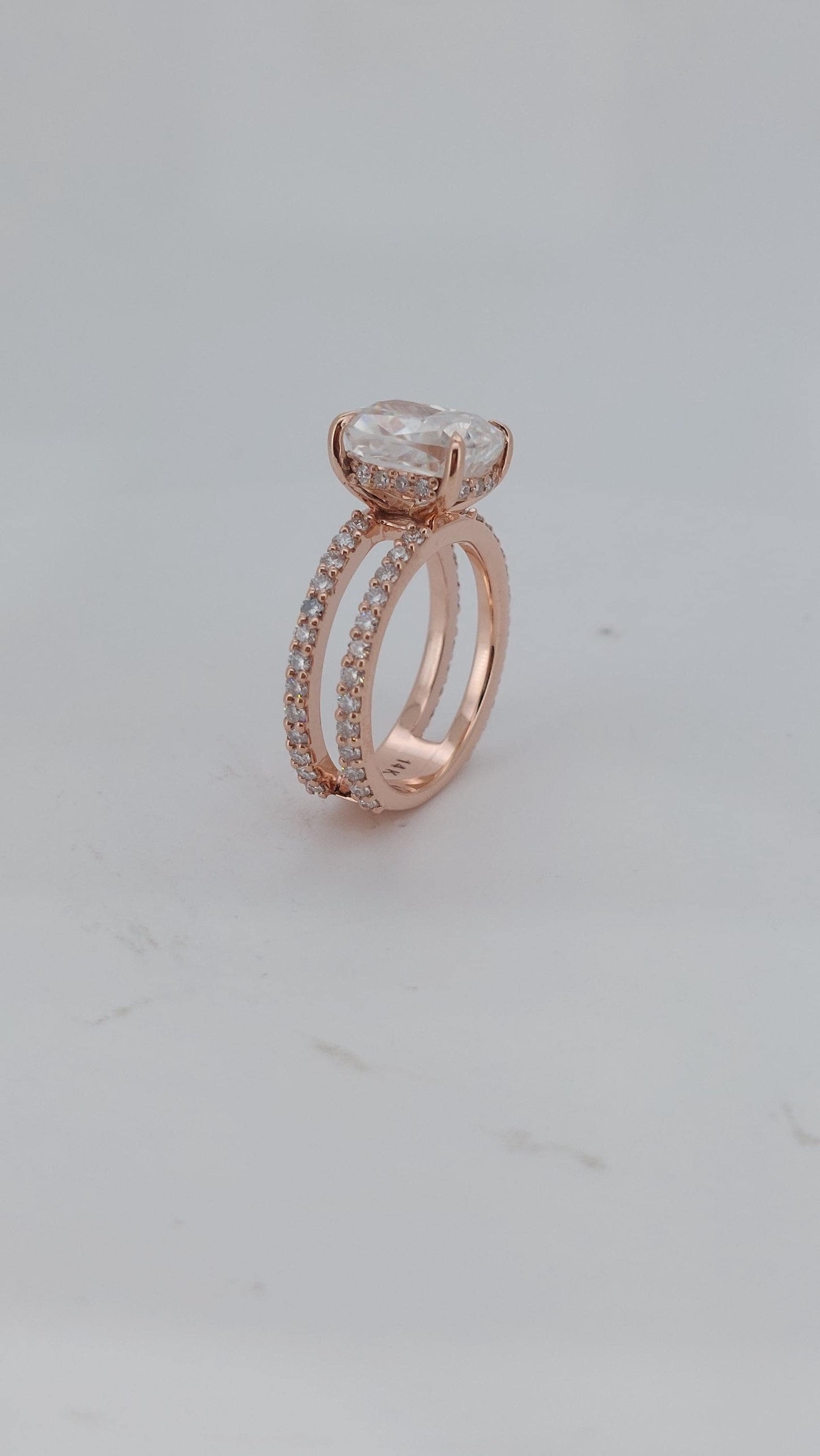 Bague de fiançailles Moissanite coussin à halo caché Cushion cut 1Ct Moissanite taille brillant engagement ring in Gold or Platinum — custom handcrafted by Forever For Love