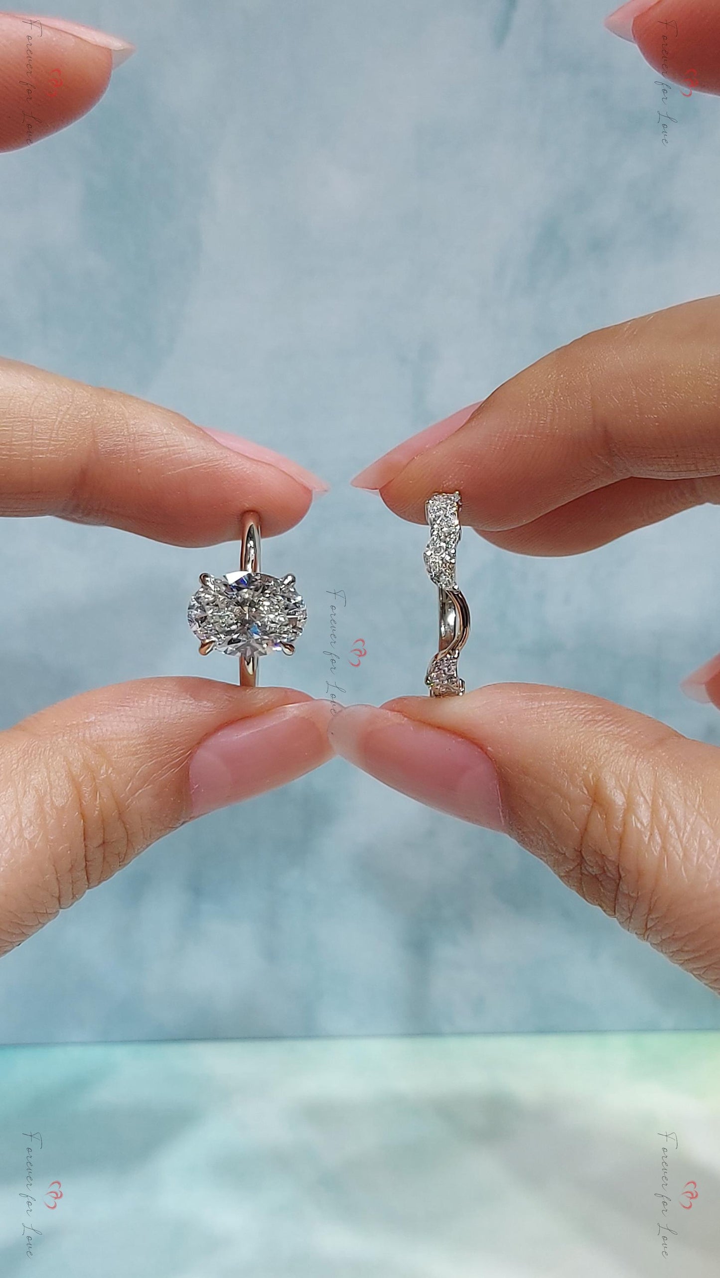 Bague de fiançailles ovale 3 carats avec diamant de laboratoire et anneau d'accentuation Oval cut Moissanite taille brillant engagement ring in Gold or Platinum — custom handcrafted by Forever For Love