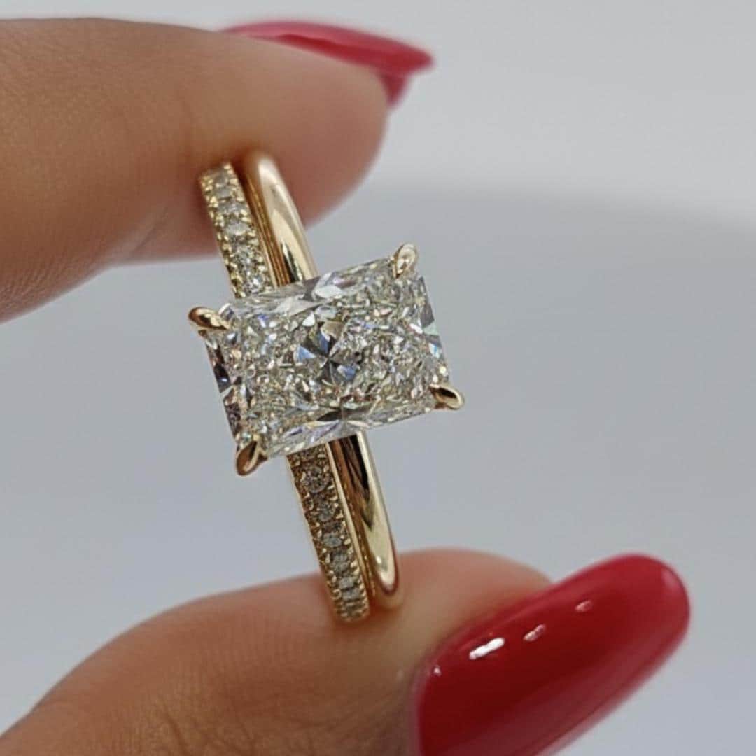 2.5 Ct IGI Certified Radiant Lab Diamond Halo Ring