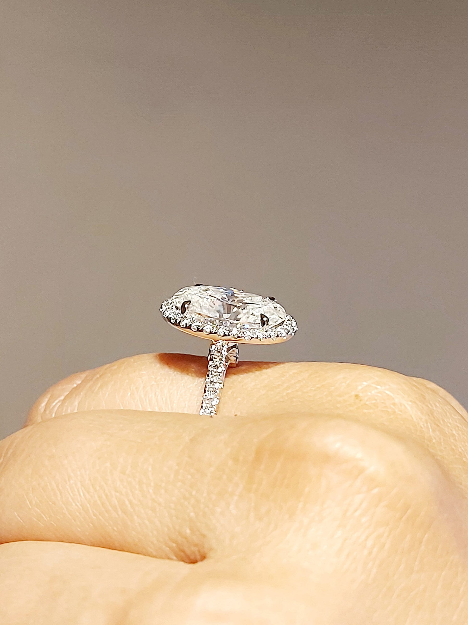 7 Ct Oval Diamond, Moissanite Halo Engagement Ring