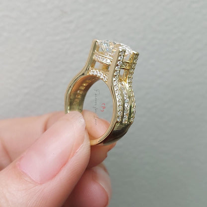 2 Ct IGI Certified Round Lab Diamond Engagement Ring