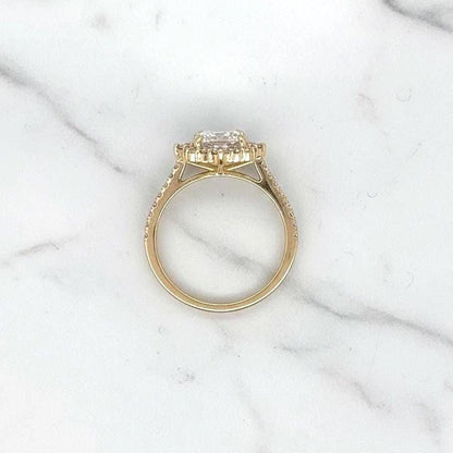 2.5 Carat E color VVS2 Clarity IGI CERTIFIED Elongated Radiant Cut Lab Grown Diamond Stylish Halo Design Engagement Ring 14k Yellow Gold