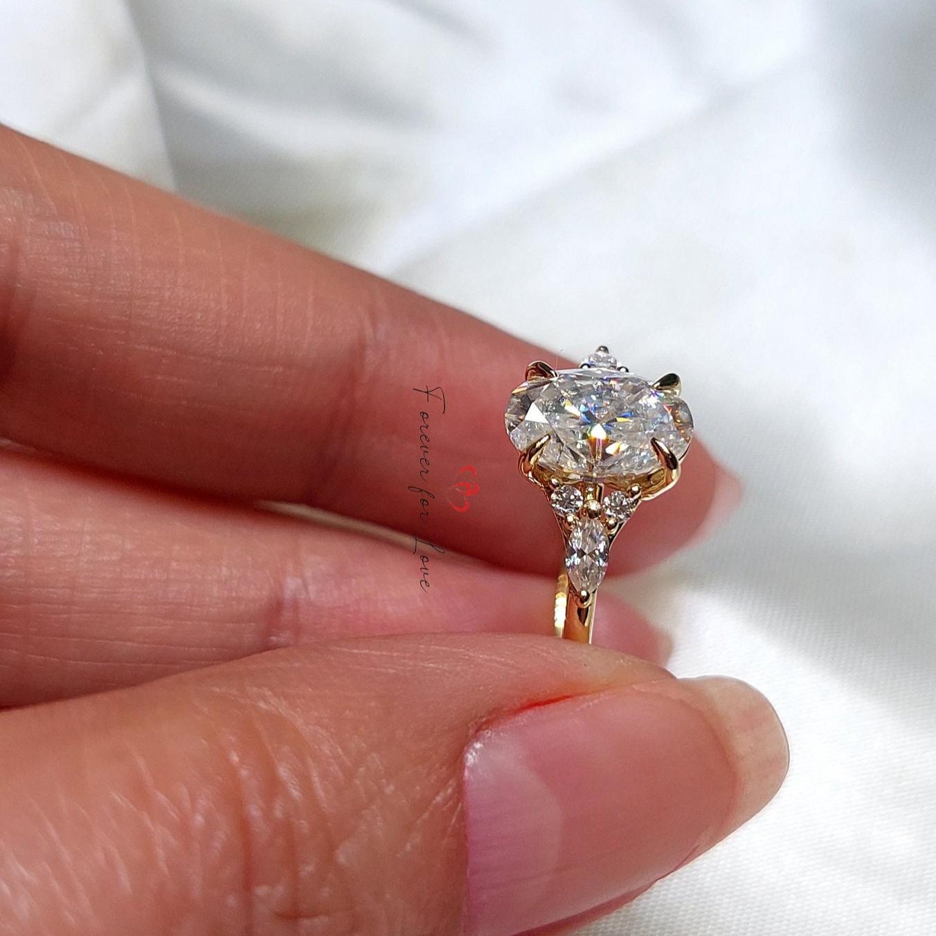 Bague de Fiançailles Ovale Diamant Moissanite Oval cut Moissanite engagement ring in Gold or Platinum — custom handcrafted by Forever For Love