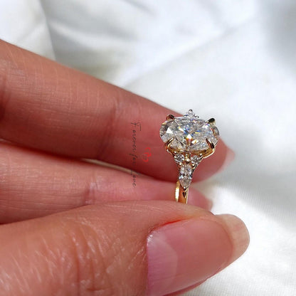 Oval Diamond, Moissanite Engagement Ring