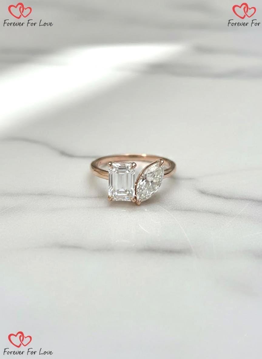 3 Karat E/VVS2 IGI ZERTIFIZIERTER Marquise + Smaragdschliff Zweistein Labor-Diamant-Verlobungsring, 14k Roségold, Toi et Moi Ring, Perfektes Geschenk Marquise cut Moissanite engagement ring in Gold or Platinum — custom handcrafted by Forever For Love