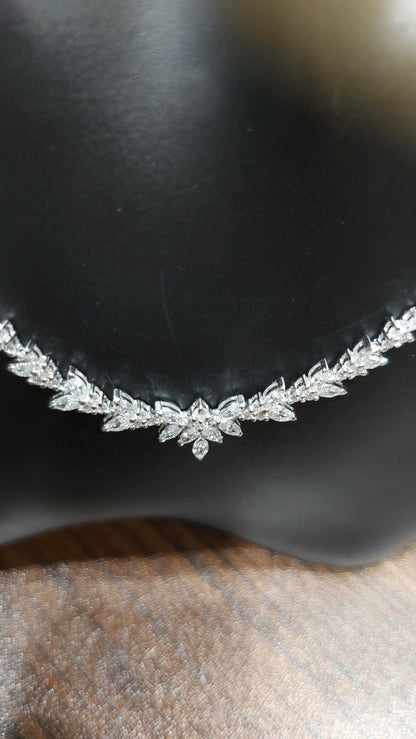 18K Massivgold-Halskette für die Hochzeit mit Cluster, echte Diamant-Marquise-Halskette, Diamantketten-Halskette als Jubiläumsgeschenk.