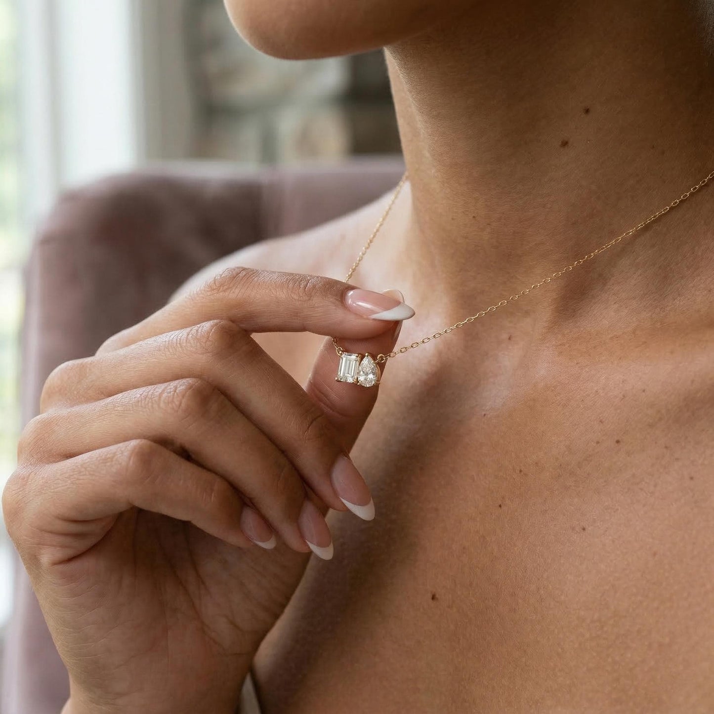 Pendentif diamant toi et moi, collier émeraude et poire, collier minimaliste délicat en or, cadeau diamant de laboratoire pour elle Moissanite engagement ring in Gold or Platinum — custom handcrafted by Forever For Love