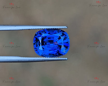 Natürlicher Royalblauer Saphir 4,1 Karat, kissenförmiger loser Edelstein, 10 mm x 8 mm x 5,8 mm, individuelles Schmuckgeschenk für sie