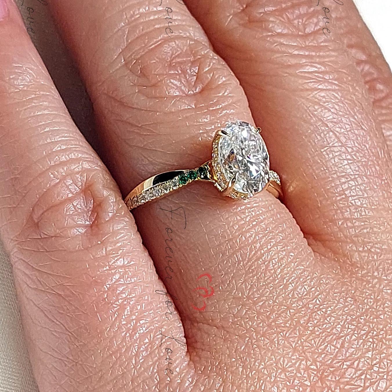 Oval Moissanite and Diamond Engagement Ring,Bridal Promise Ring 1.5 Ct Moissanite in 14k Gold Diamond Twisted band Gift for her.