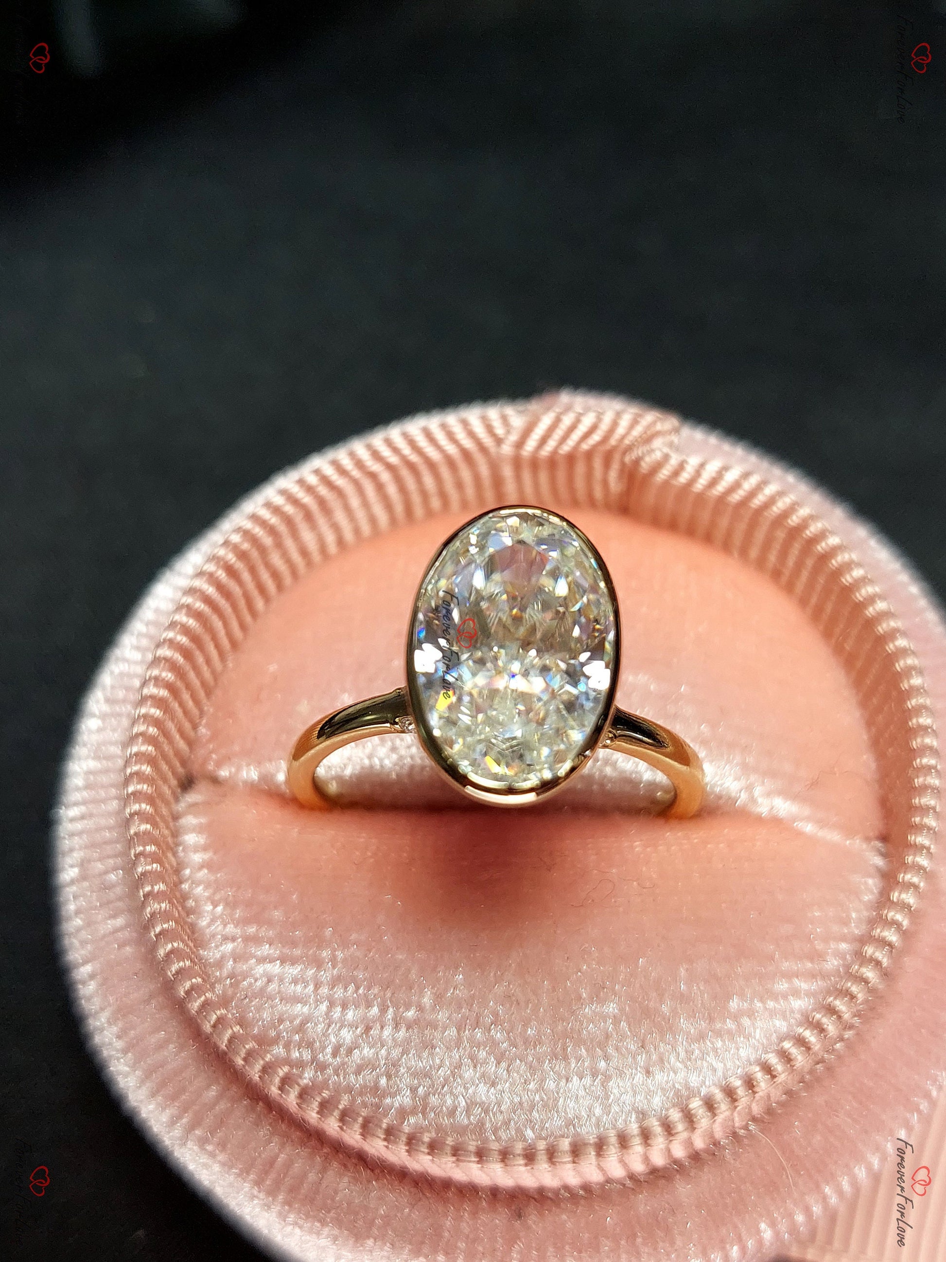 4 Ct Oval Diamond, Moissanite Solitaire Engagement Ring