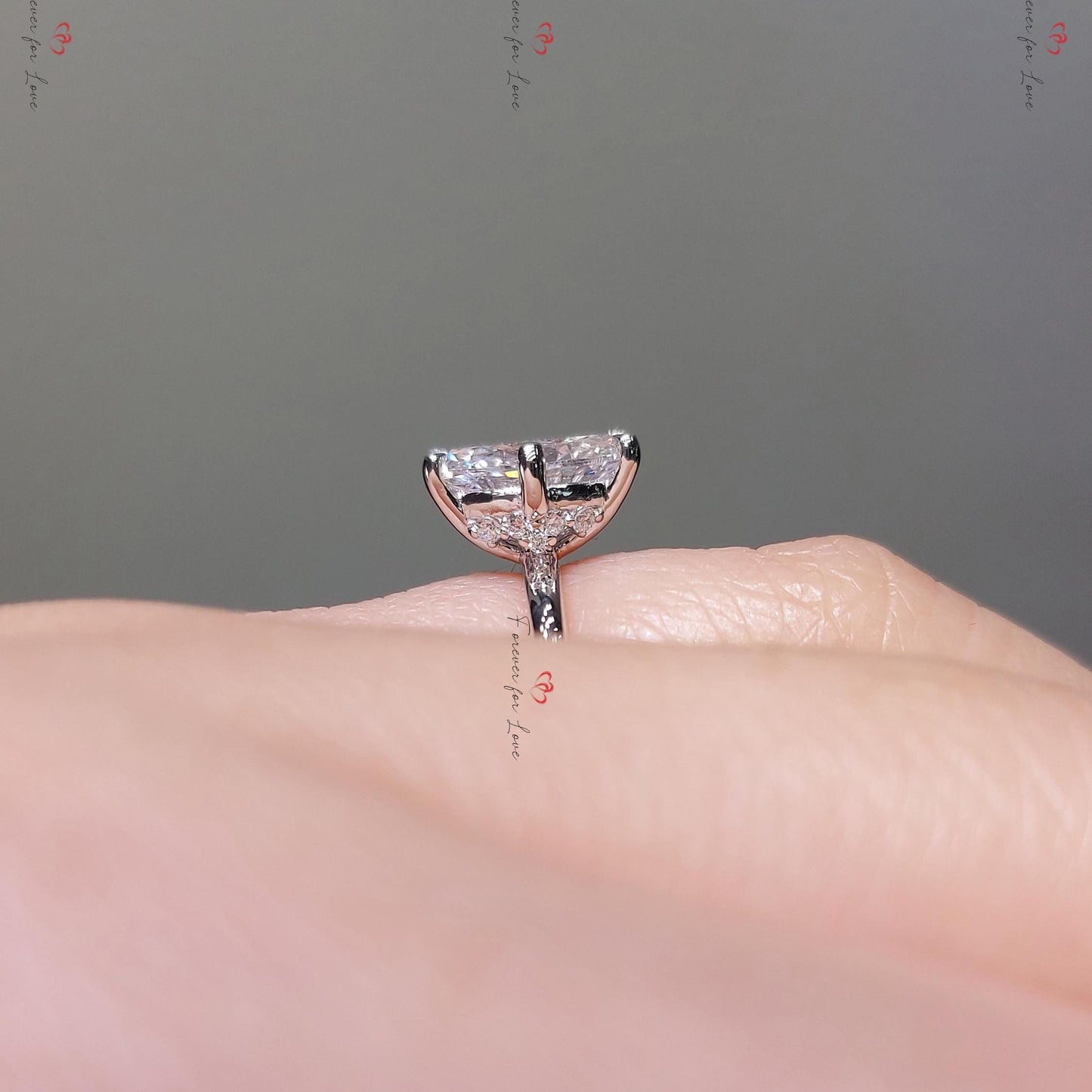 1 Karat IGI-zertifizierter ovaler Diamant-Verlobungsring im Vintage-Solitär-Stil Oval cut Moissanite engagement ring in 935 Argentium Silber — custom handcrafted by Forever For Love