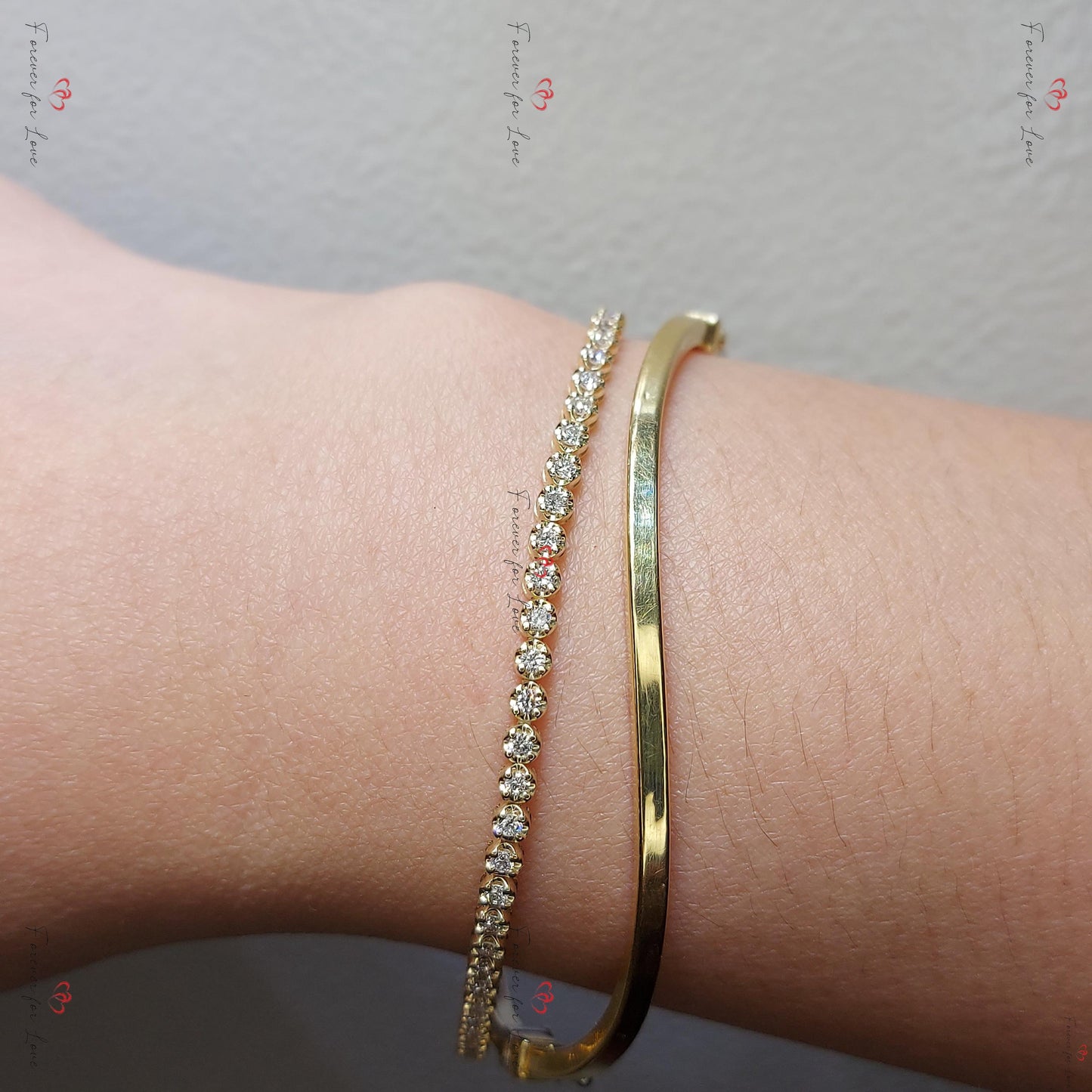 Diamant Tennisarmband 14K Weißgold rundes Tennisarmband, im Labor gezüchtetes Armband, wunderschönes Weißes Diamantarmband, 1.5mm rundes Armband. Moissanite engagement ring in Gold or Platinum — custom handcrafted by Forever For Love
