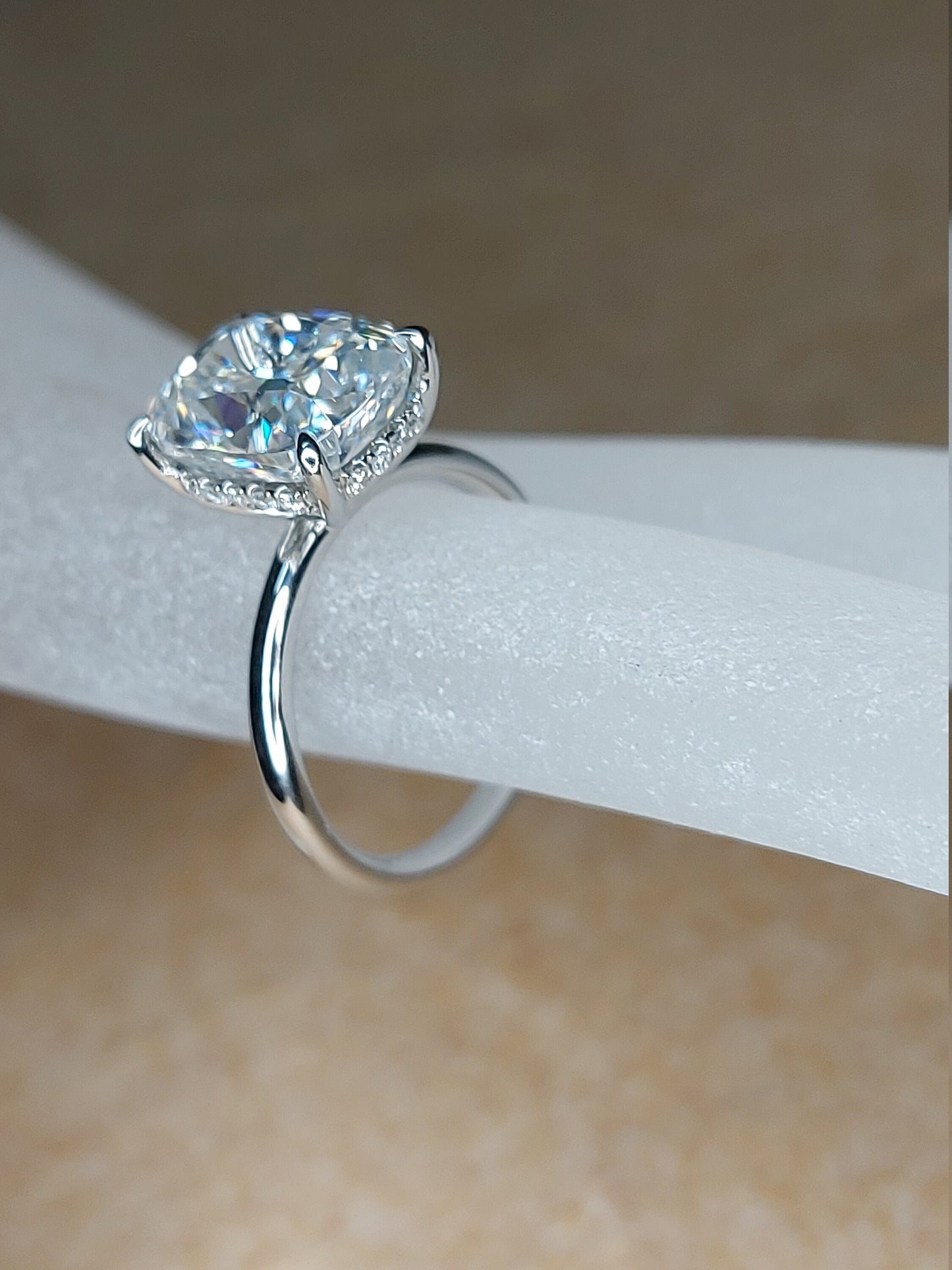 Bague de Fiançailles Coussin 5 Ct Diamant Naturel Halo Caché Cushion cut 1Ct Moissanite Taille Brillante engagement ring in Gold or Platinum — custom handcrafted by Forever For Love
