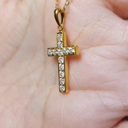 Halskette mit Moissanit-Kreuz aus 14 Karat Massivgold für Damen, Kreuz-Anhänger, religiöser Schmuck, christlicher Glaube Anhänger, Kreuz-Geschenk für Frauen