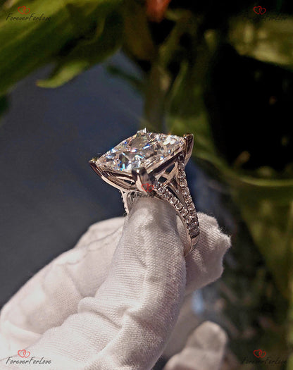 10 Ct Princess Moissanite Solitaire Engagement Ring