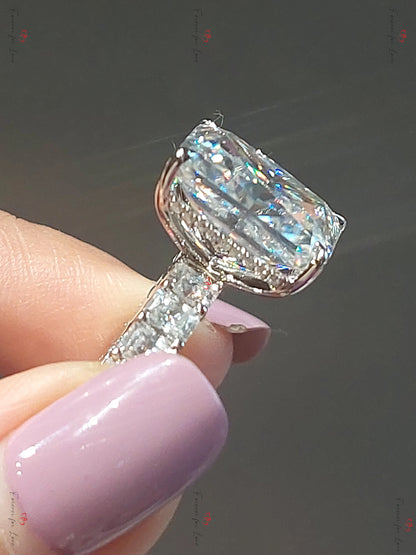 10 Ct Radiant Moissanite Solitaire Engagement Ring